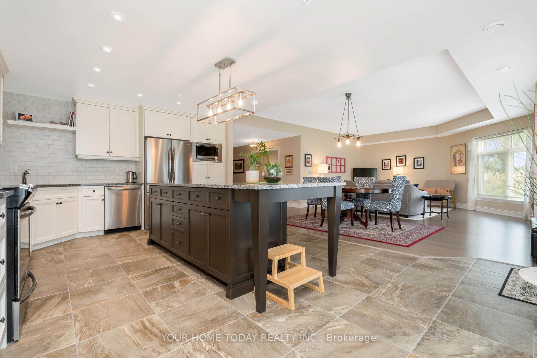 106 Bard Boulevard, #107