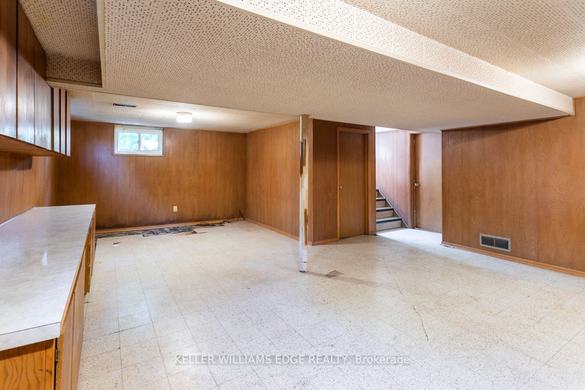 28 Dale Ave