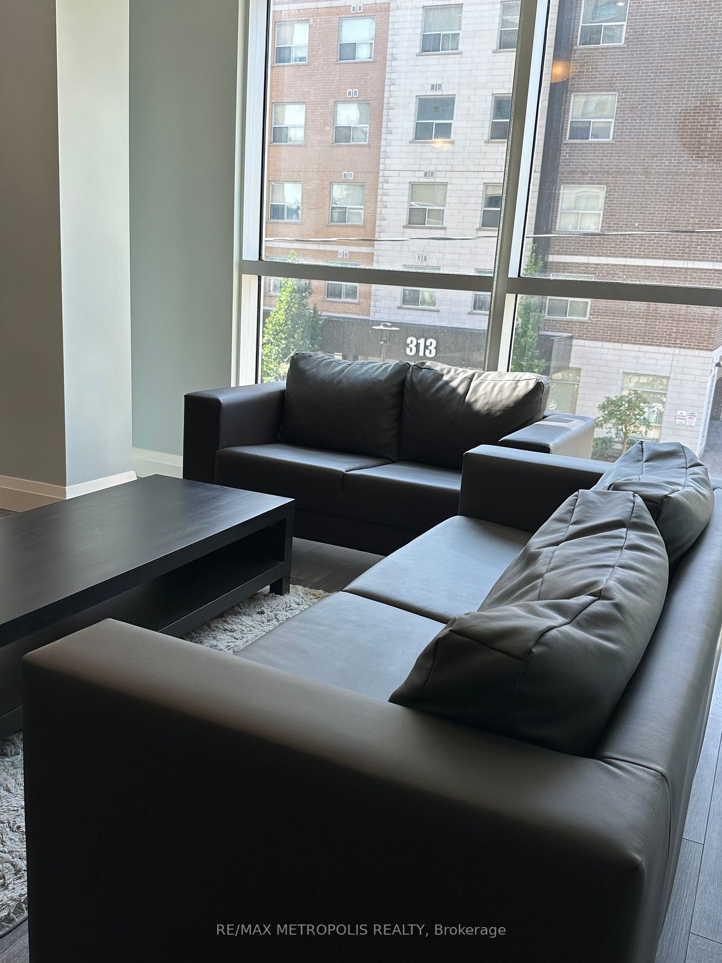 318 Spruce Street, #215