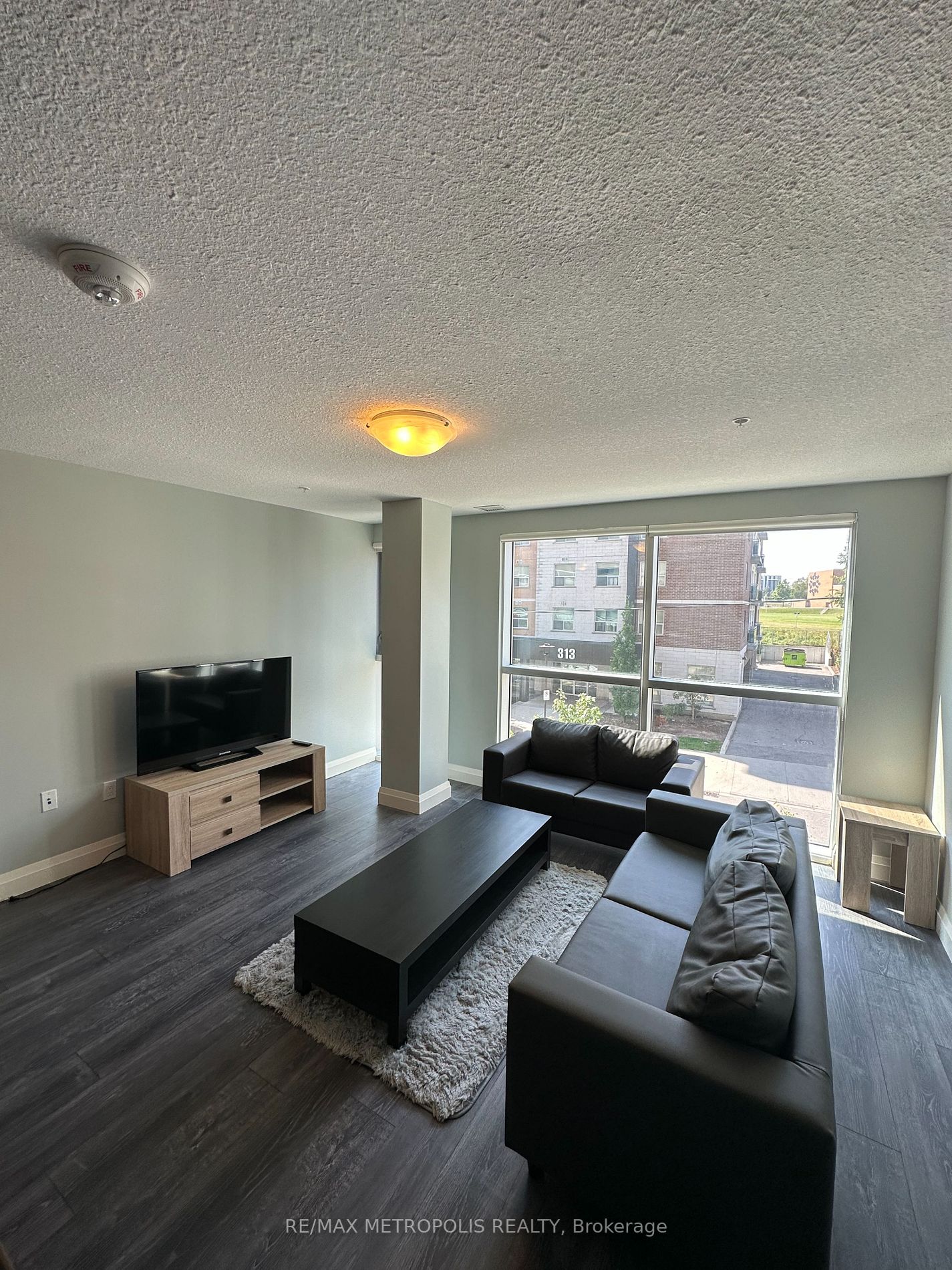 318 Spruce Street, #215
