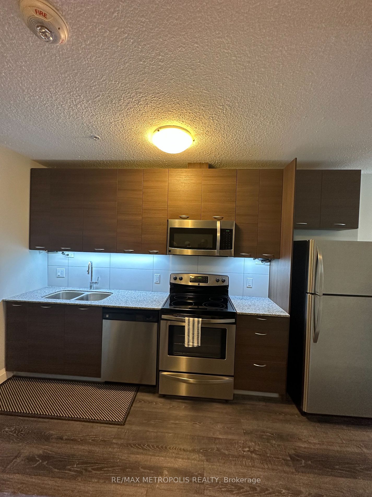 318 Spruce Street, #215