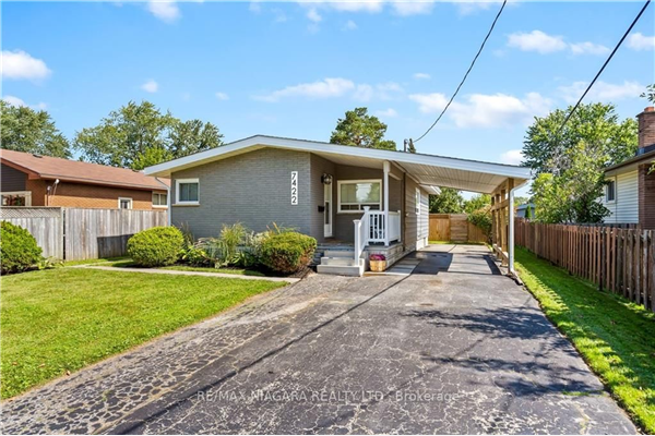 7422 Dorchester Rd, Niagara Falls