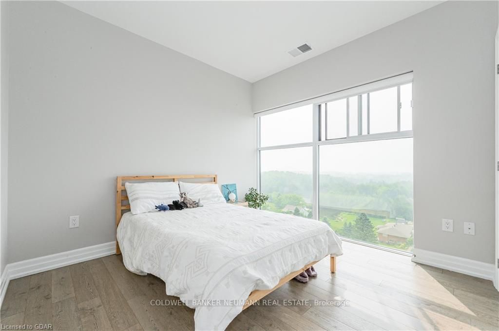 1878 Gordon Street, #1103