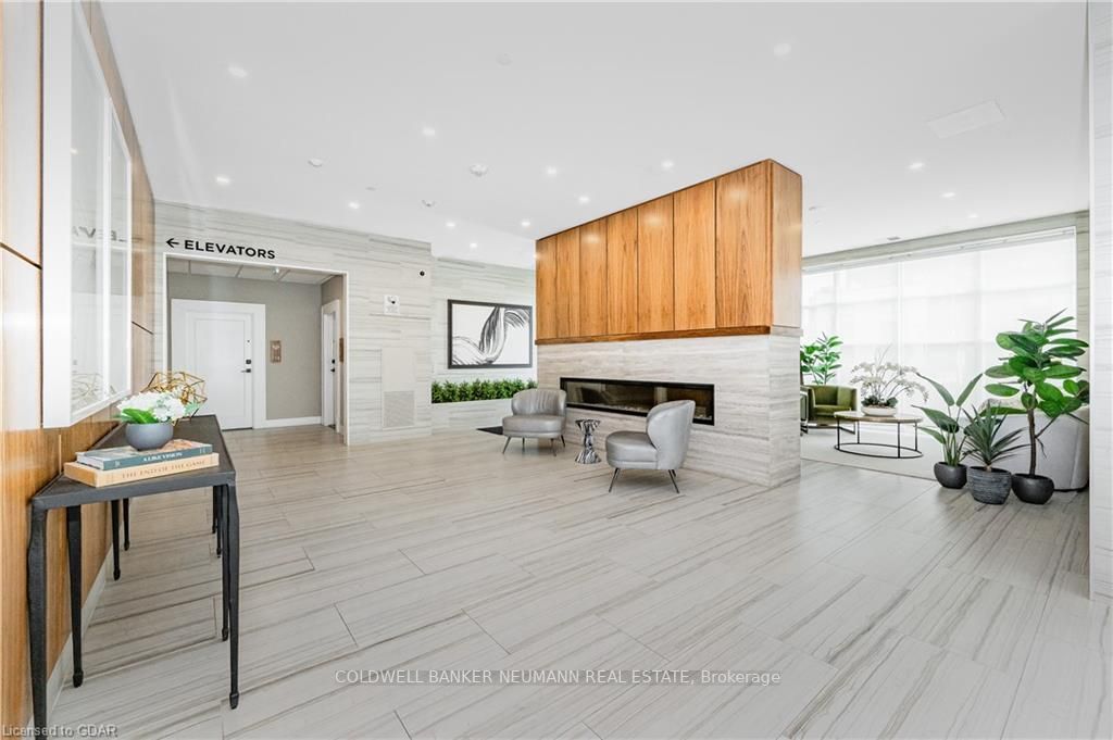 1878 Gordon Street, #1103