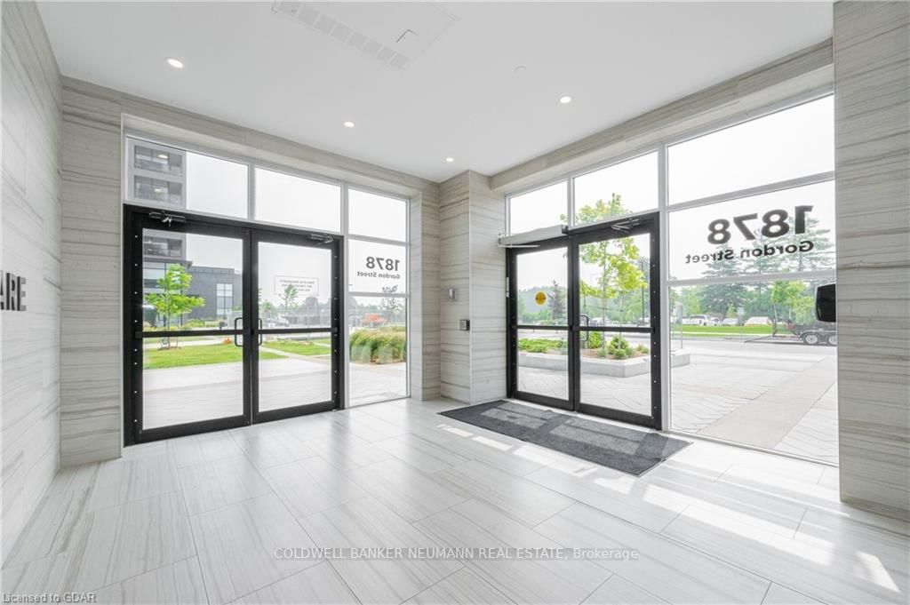 1878 Gordon Street, #1103