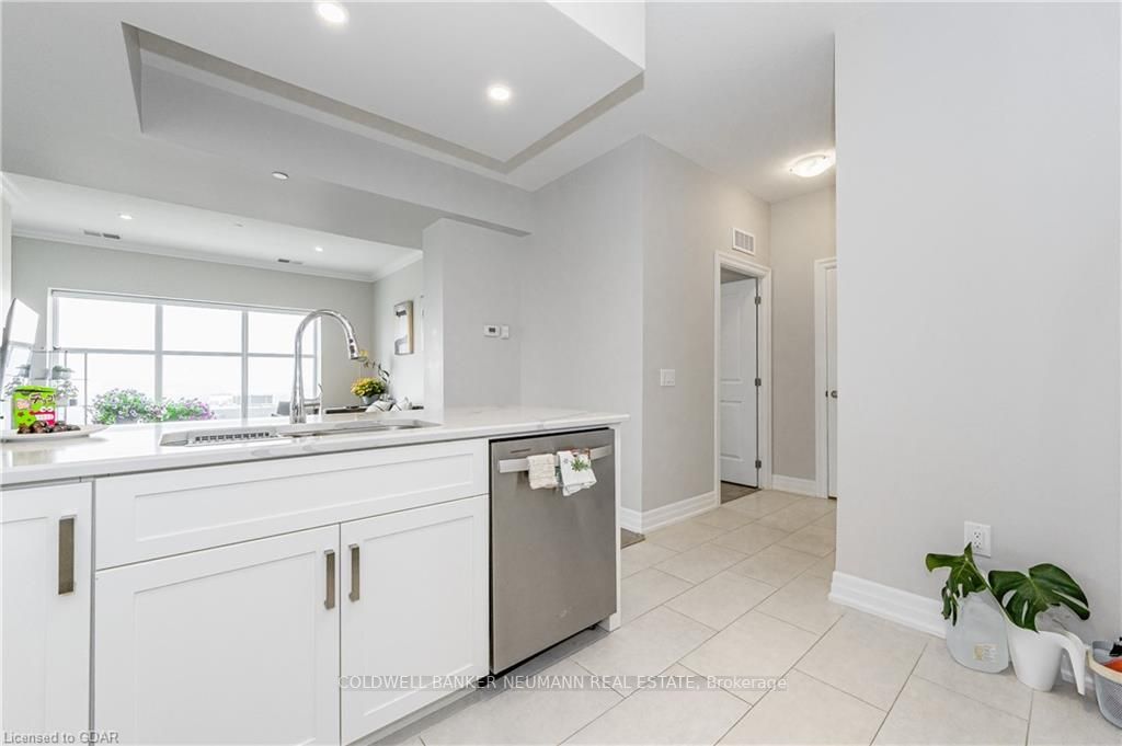 1878 Gordon Street, #1103