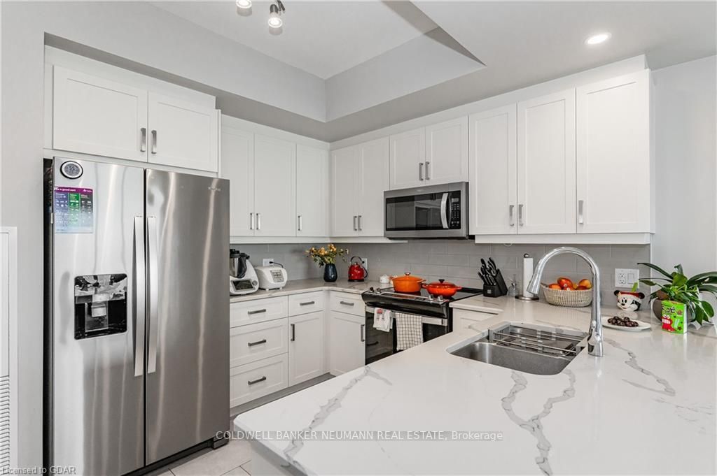 1878 Gordon Street, #1103