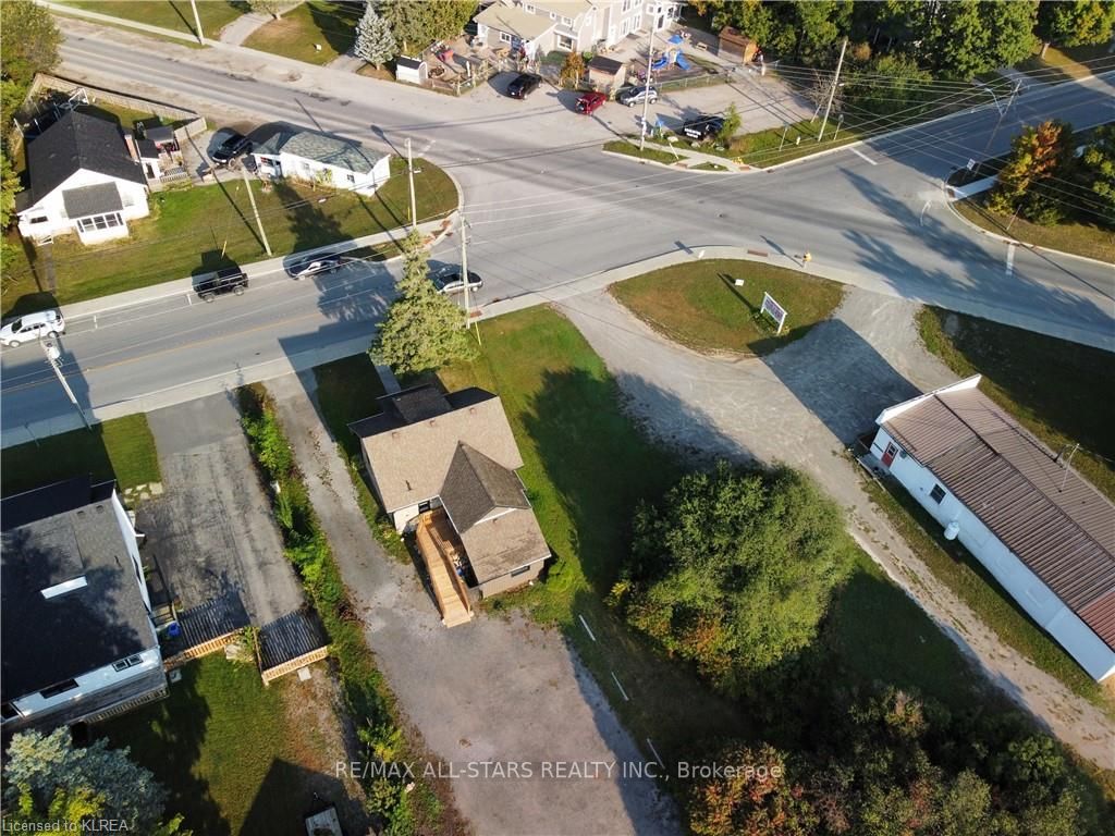 147 Main St