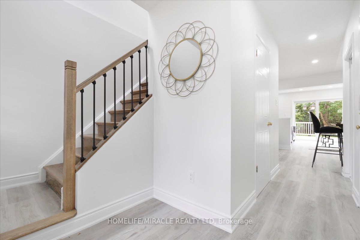 362 Highbrook Crescent
