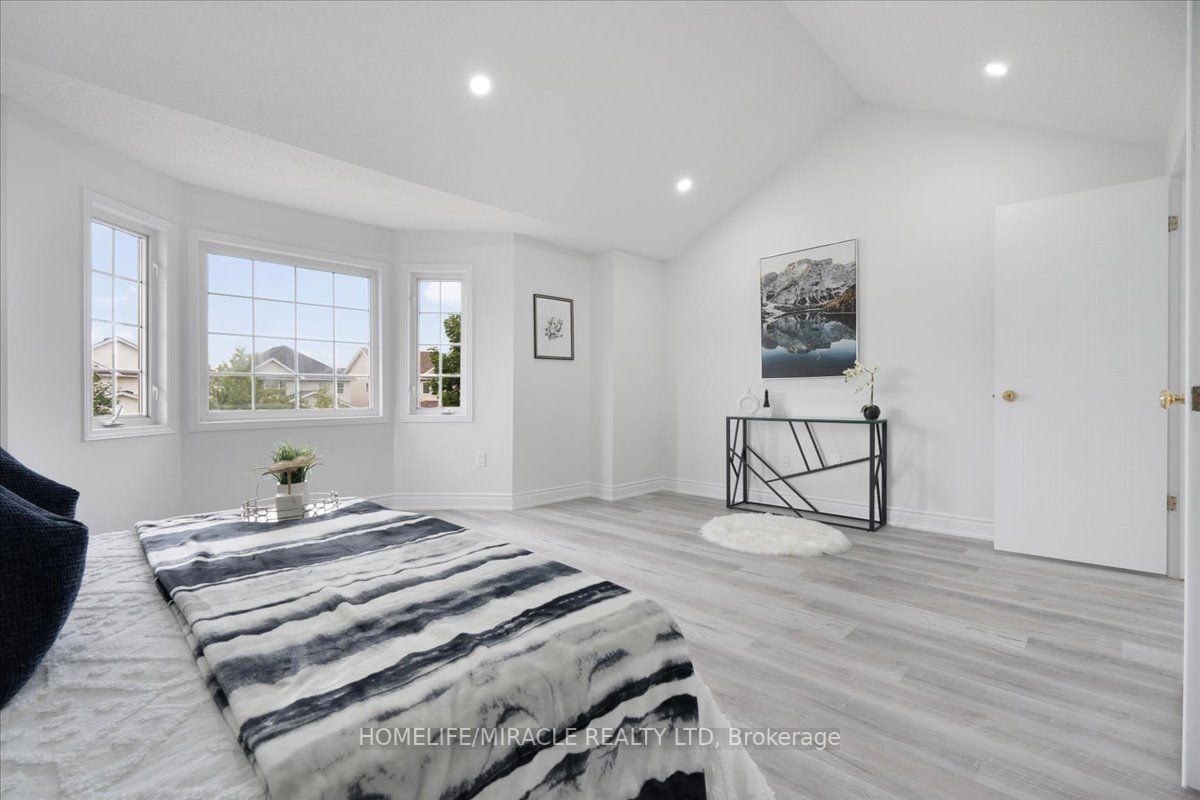 362 Highbrook Crescent