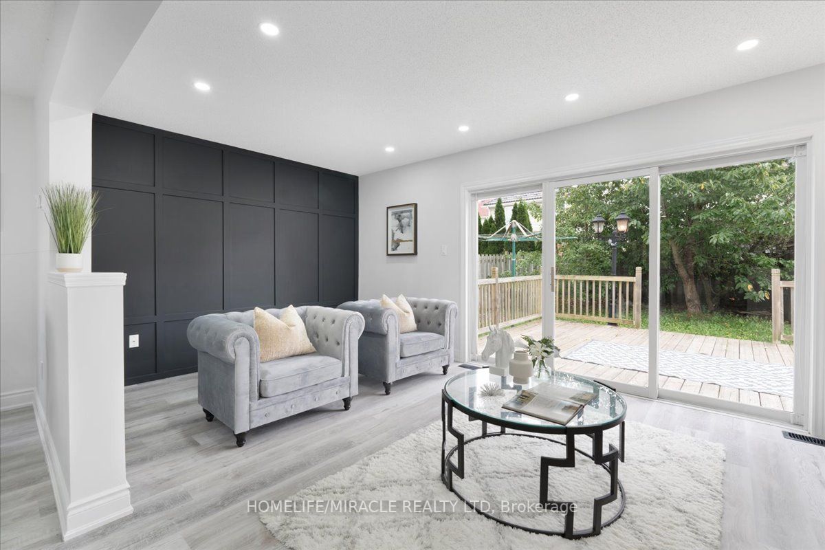 362 Highbrook Crescent