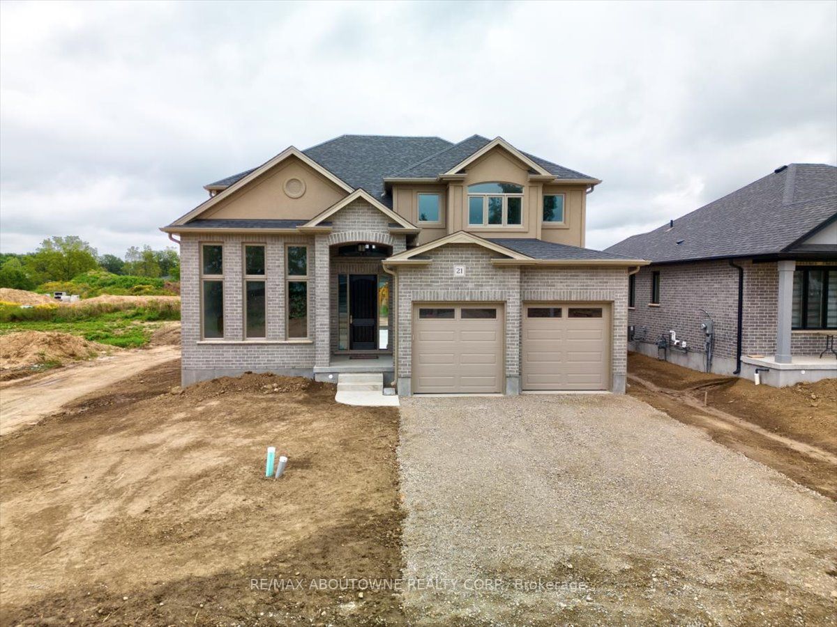 21 Sycamore Drive N