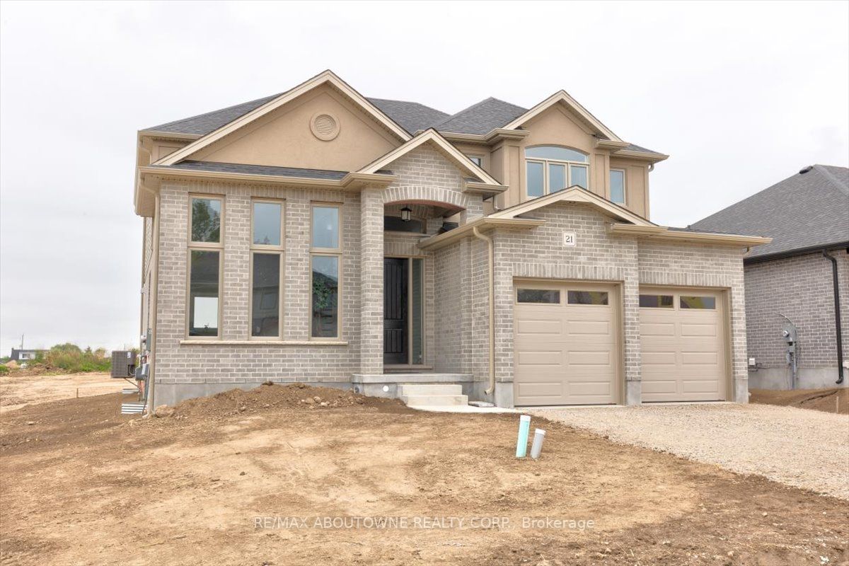 21 Sycamore Drive N
