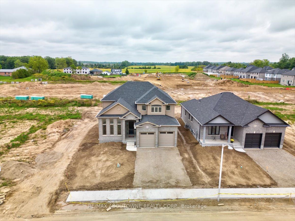 21 Sycamore Drive N
