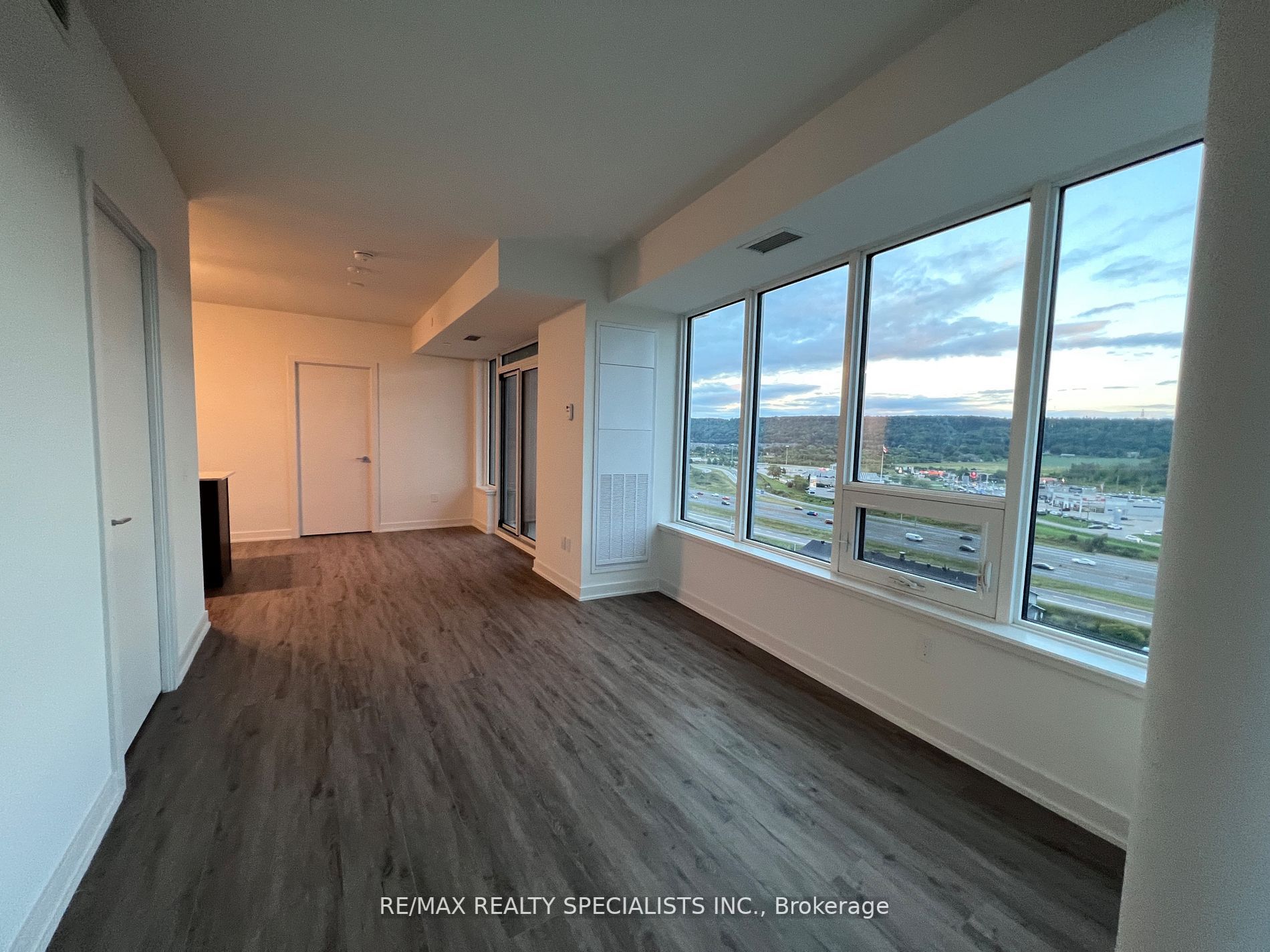 385 Winston Rd, #1202