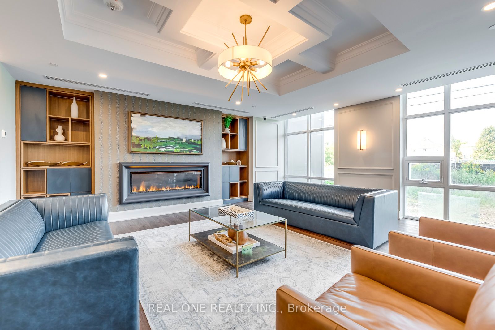 460 Dundas St E, #605