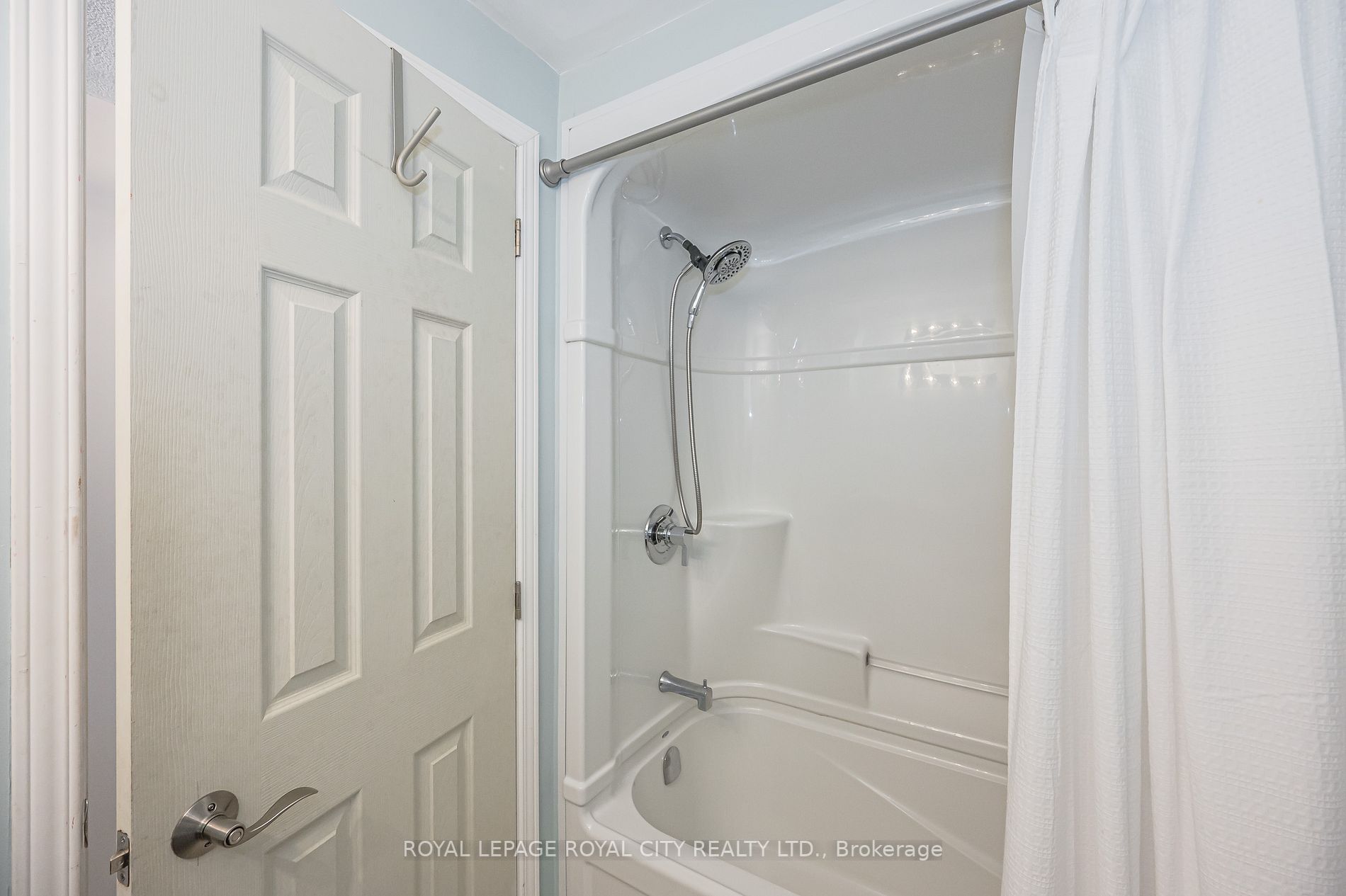 941 Gordon Street, #33