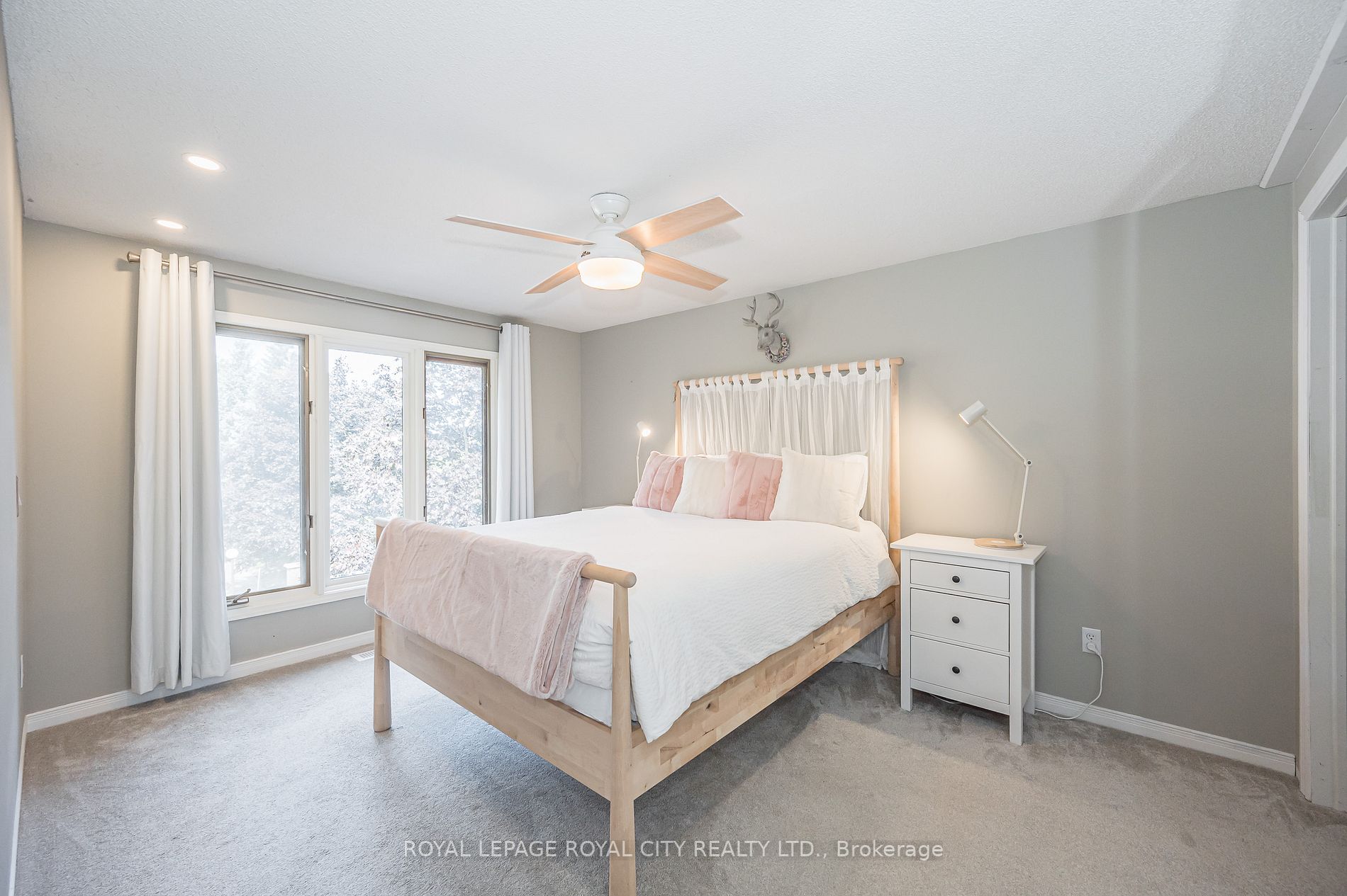 941 Gordon Street, #33