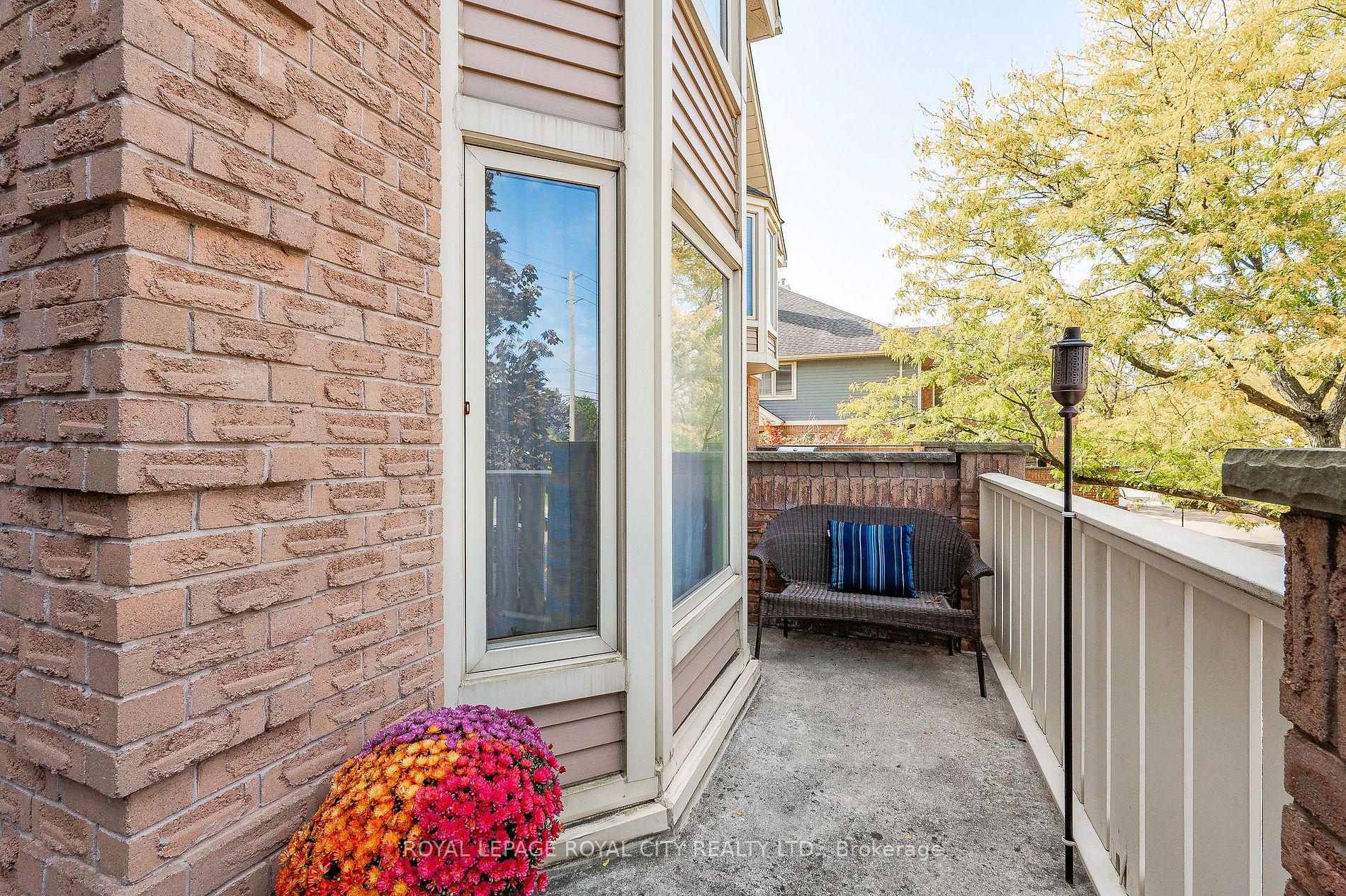 941 Gordon Street, #33