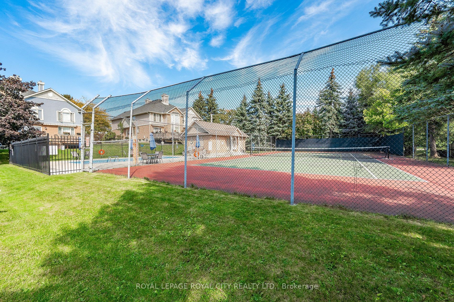 941 Gordon Street, #33