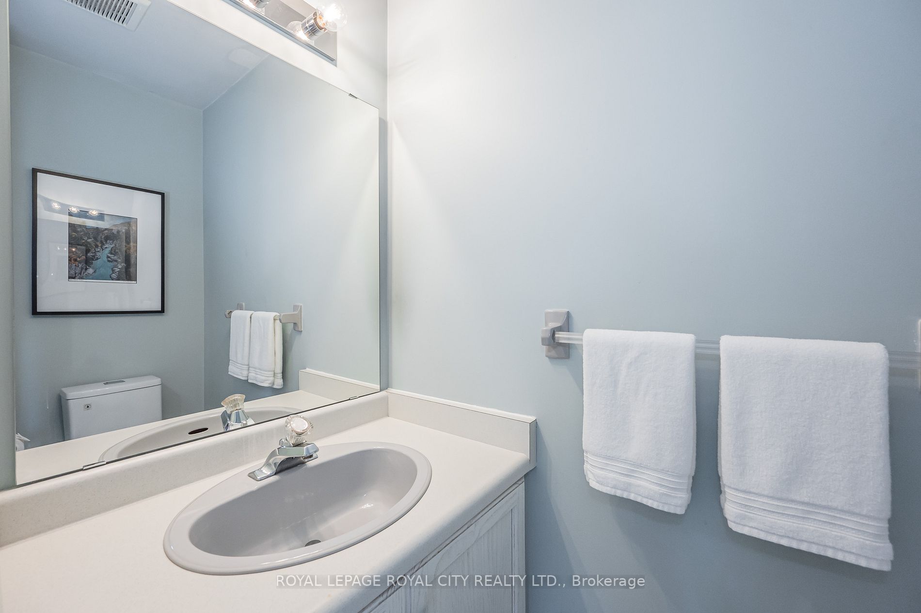 941 Gordon Street, #33