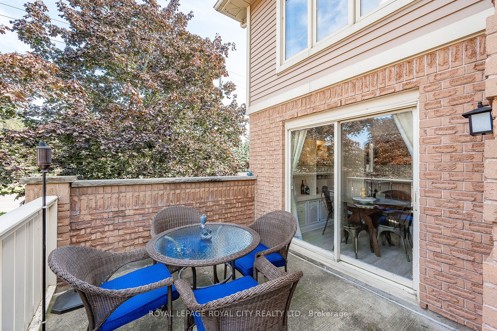 941 Gordon Street, #33