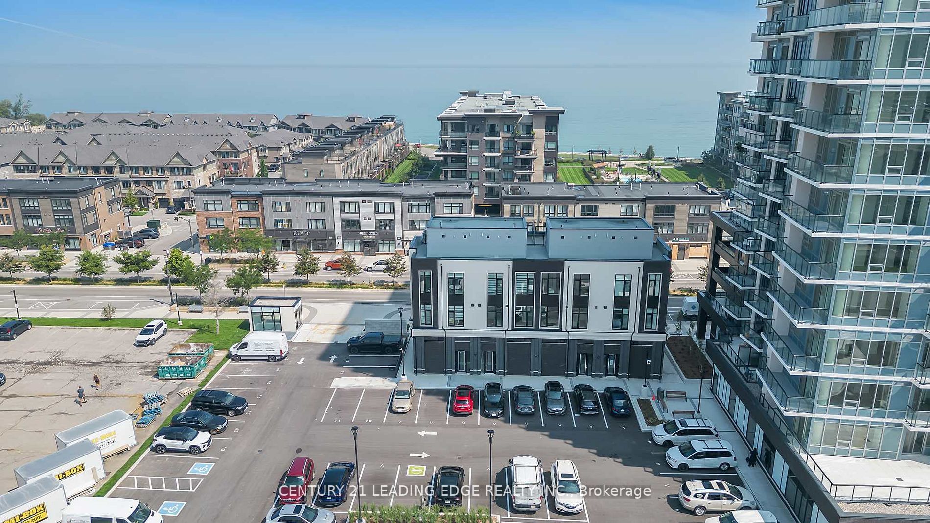 84 Windward Dr