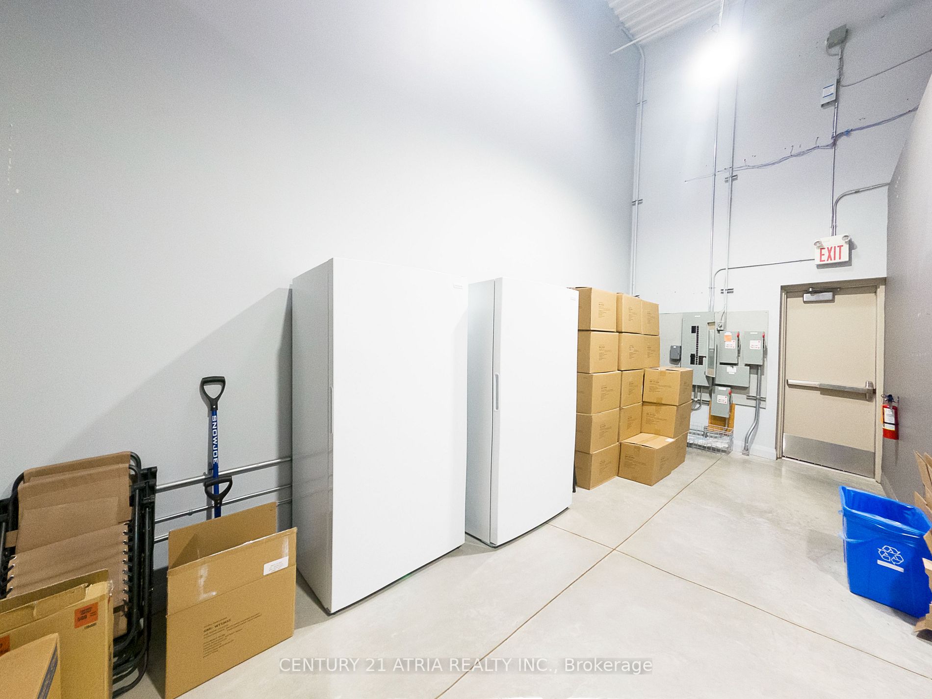 357 Dundas St, #Main