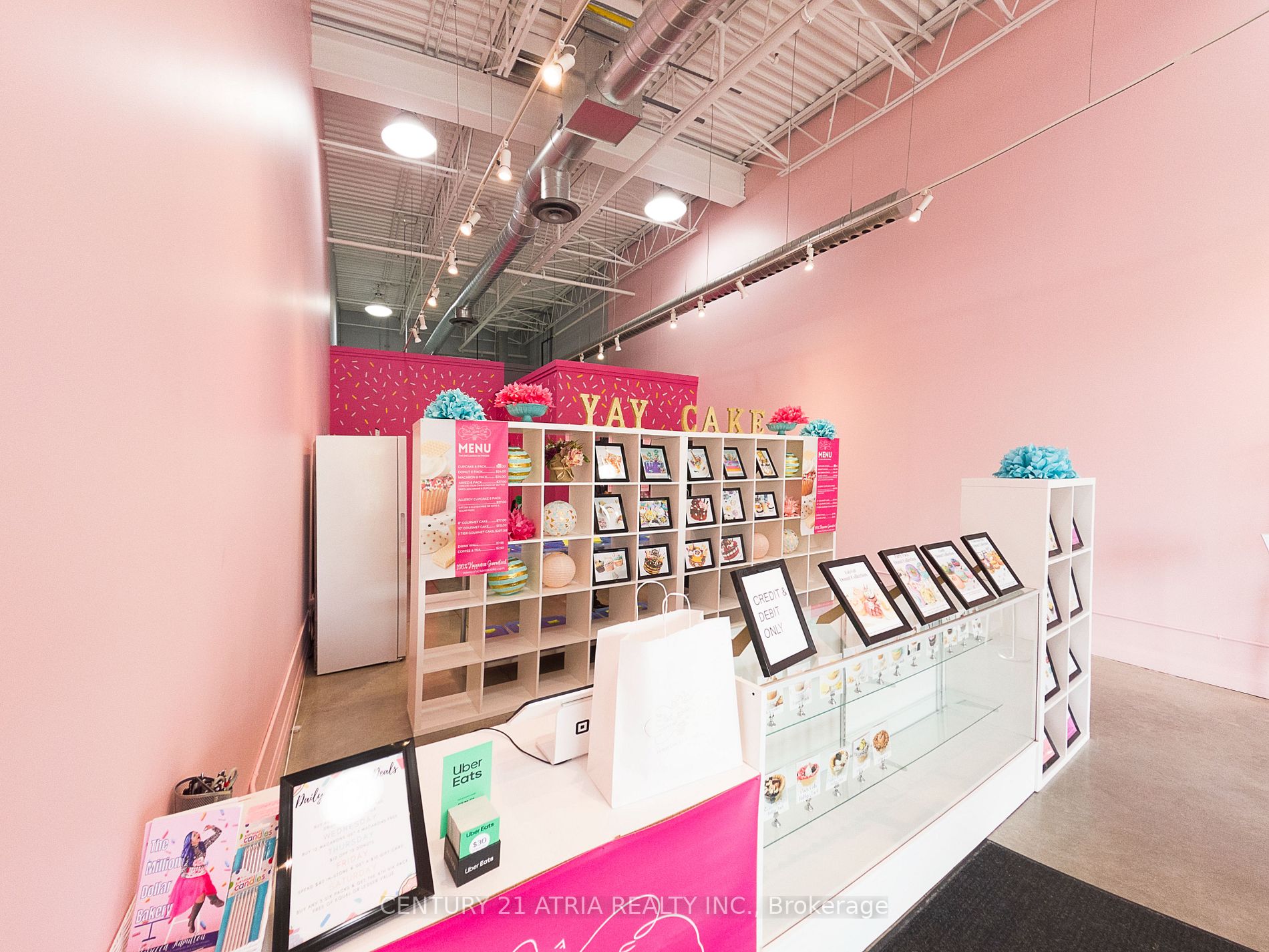 357 Dundas St, #Main