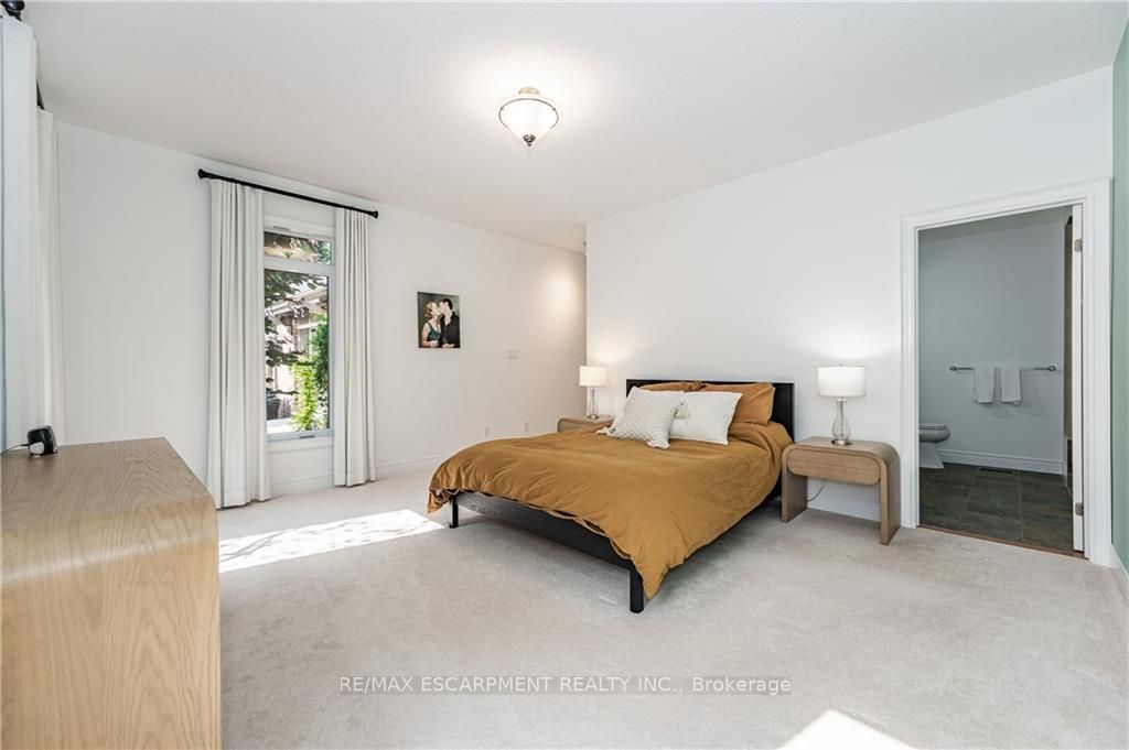 79 Woodside Road