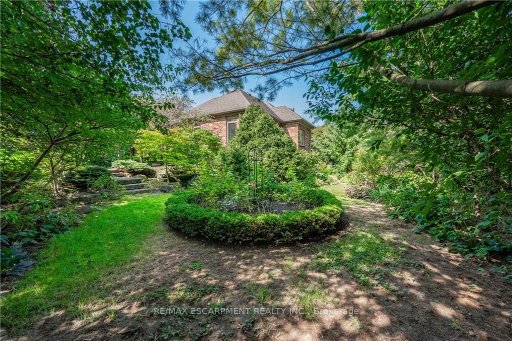 79 Woodside Road