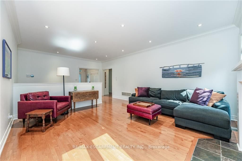 79 Woodside Road