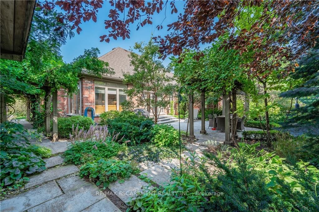 79 Woodside Road