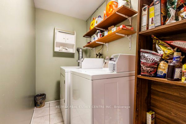 10 Cardill Cres