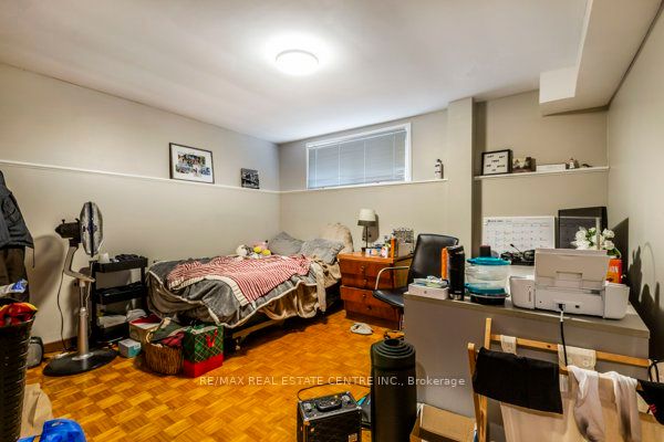 10 Cardill Cres