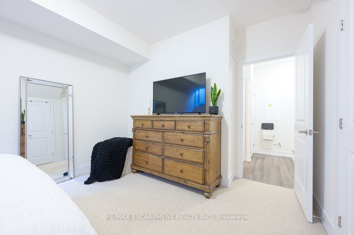 261 Skinner Rd, #14