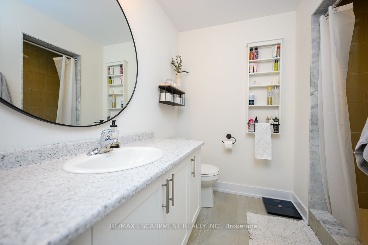 261 Skinner Rd, #14