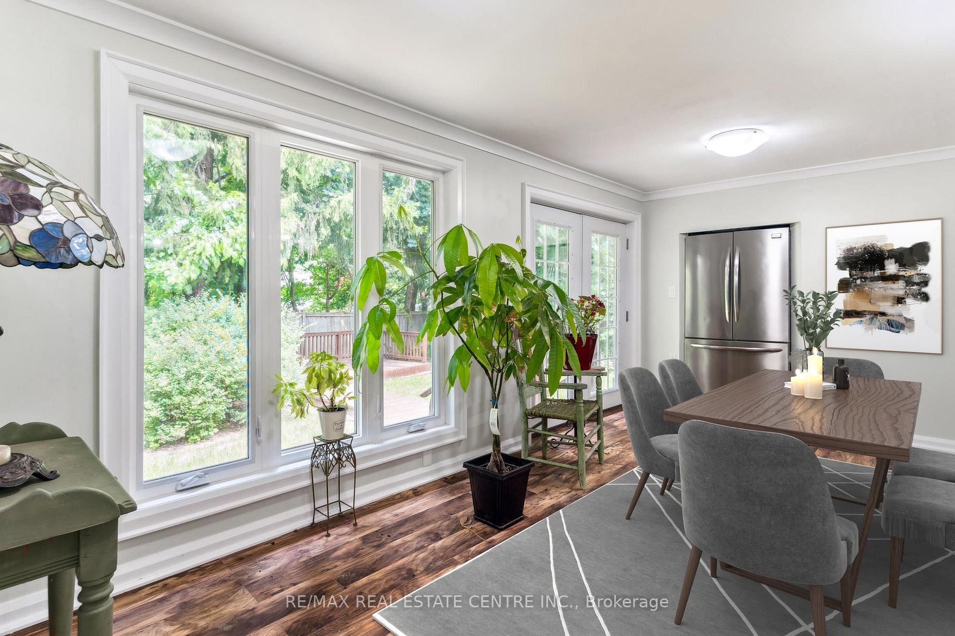 83 Jerseyville Rd E