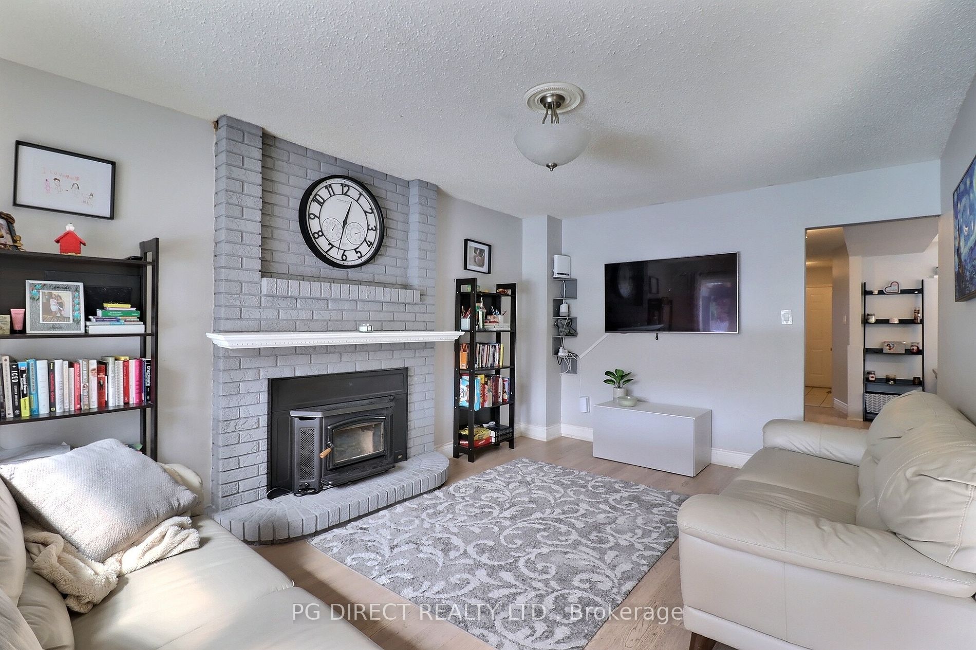 133 Macintosh Dr
