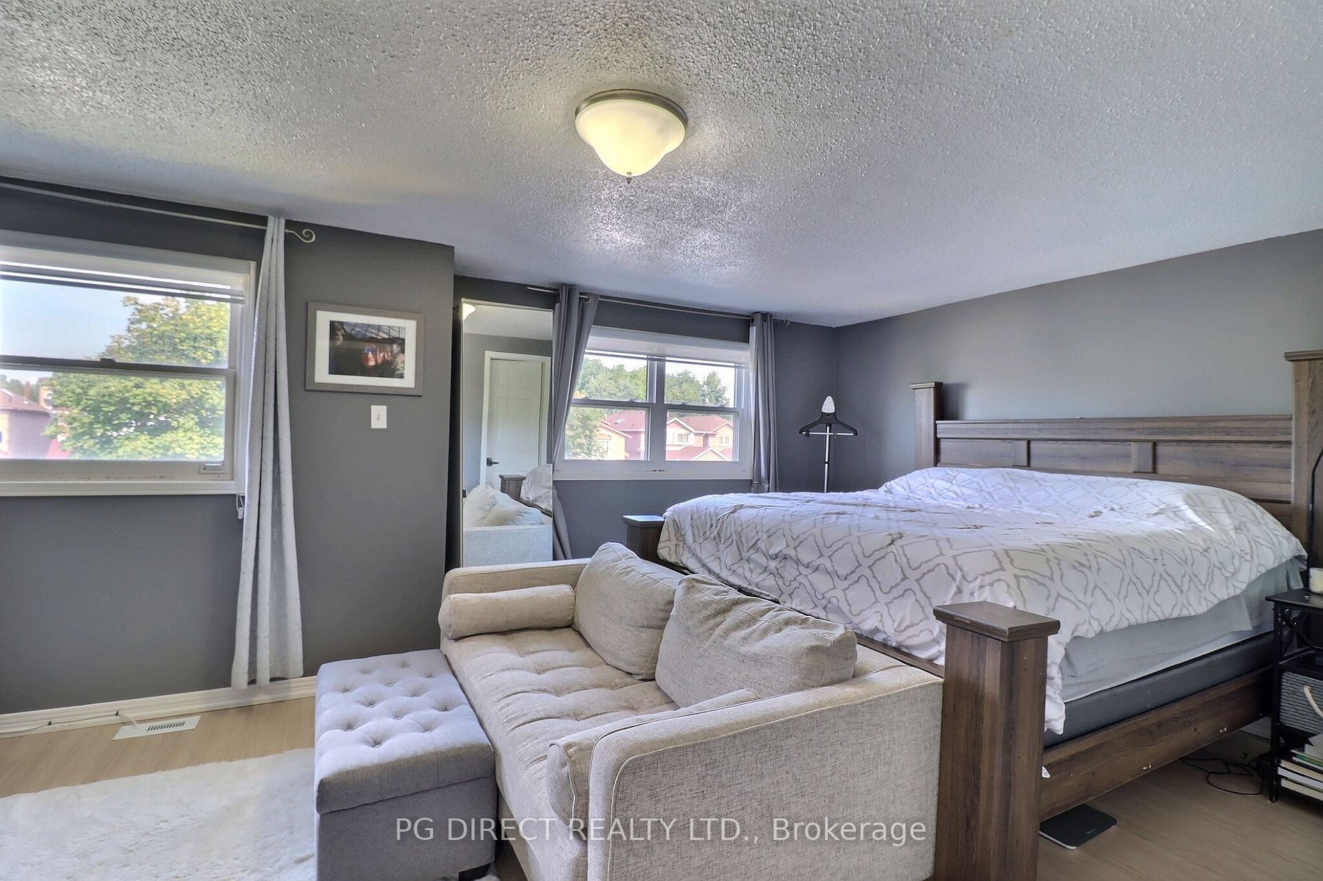 133 Macintosh Dr