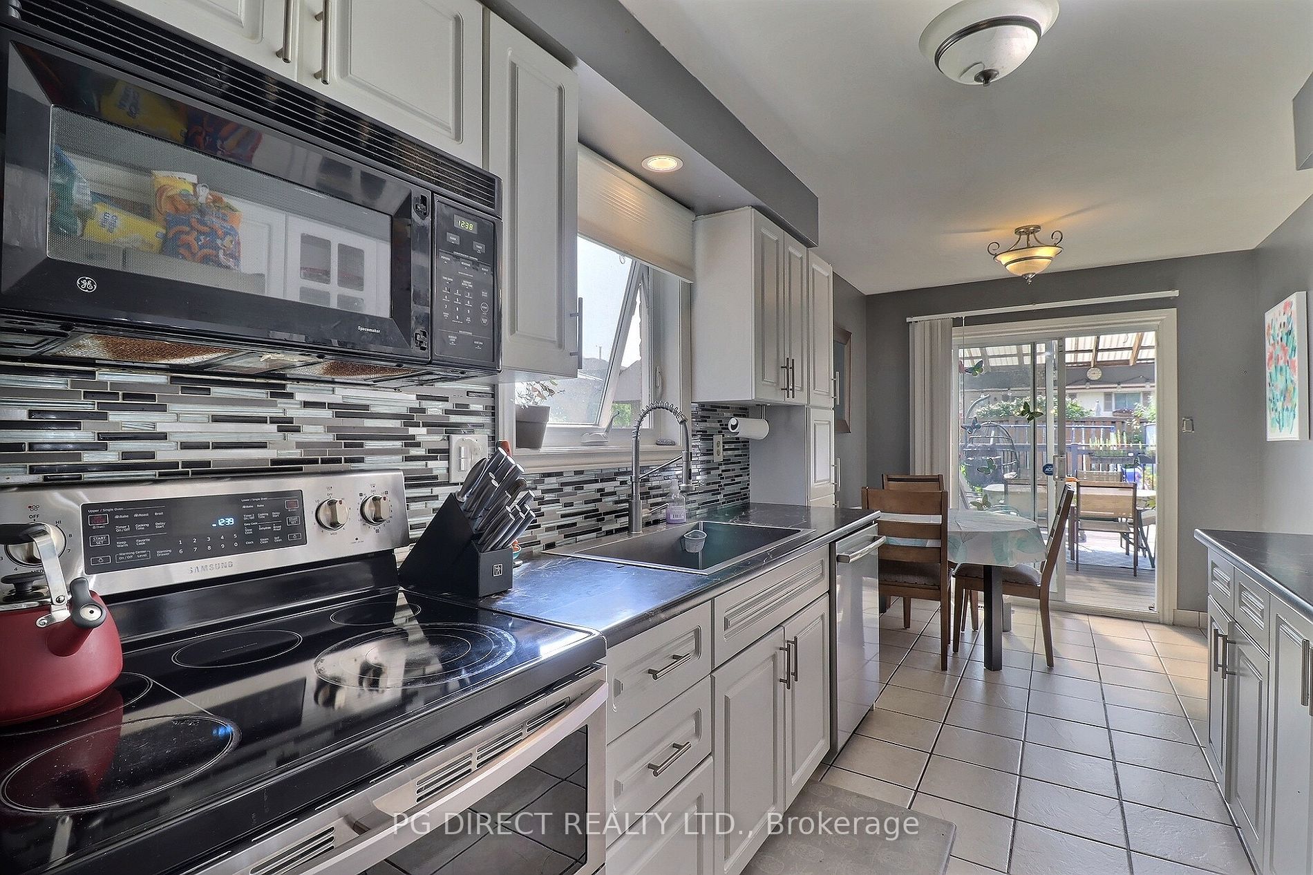 133 Macintosh Dr