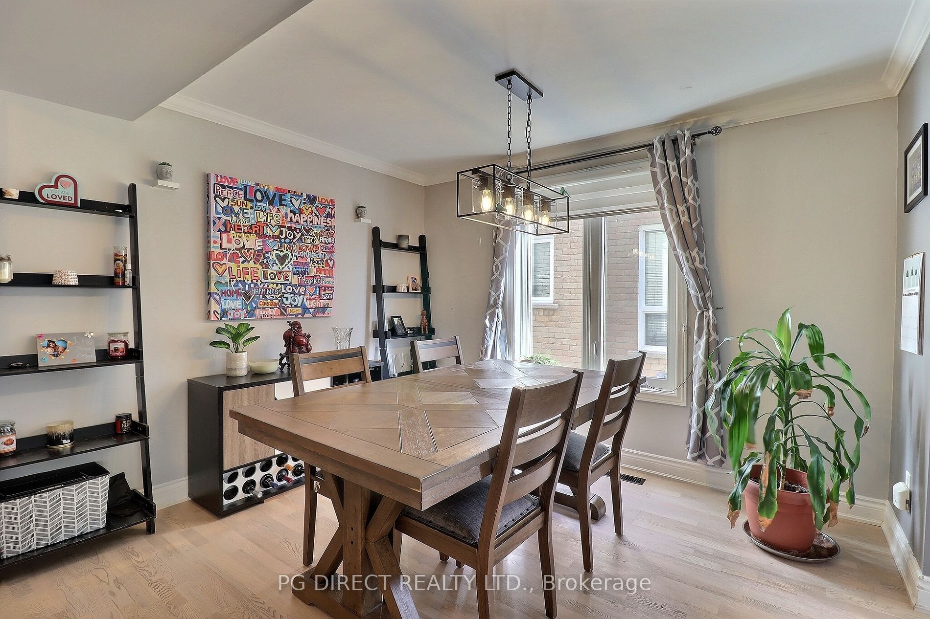 133 Macintosh Dr