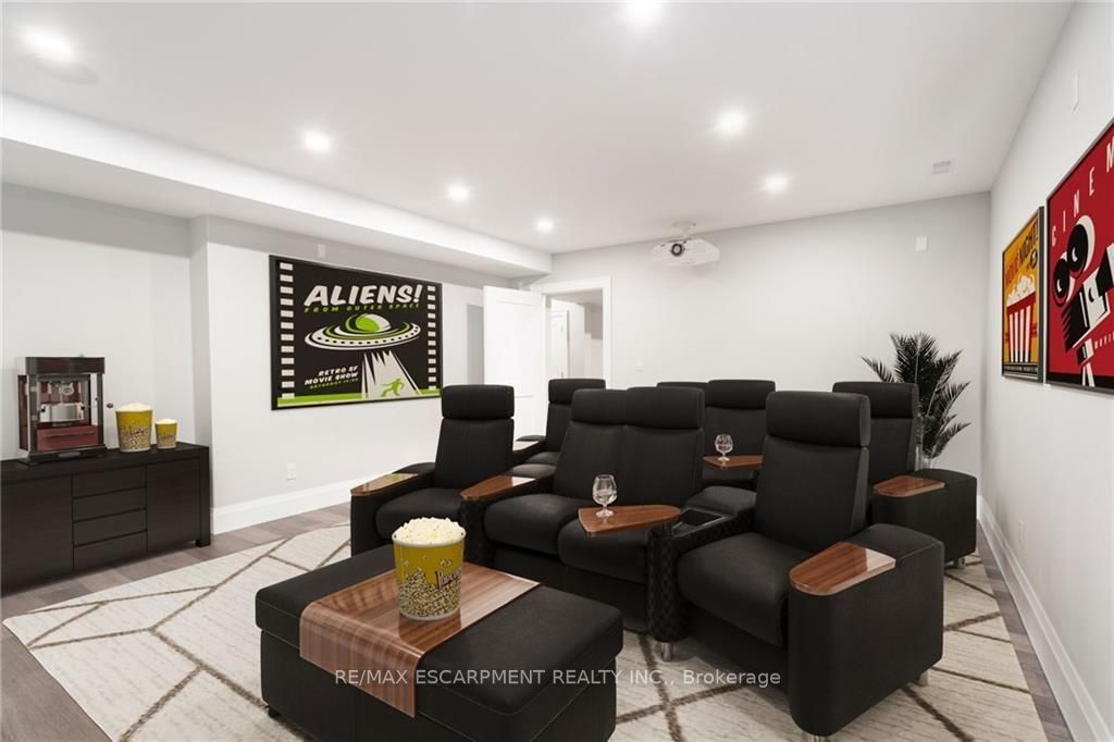 11 Oakley Crt