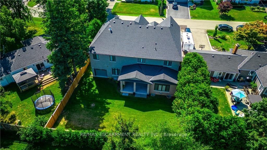11 Oakley Crt