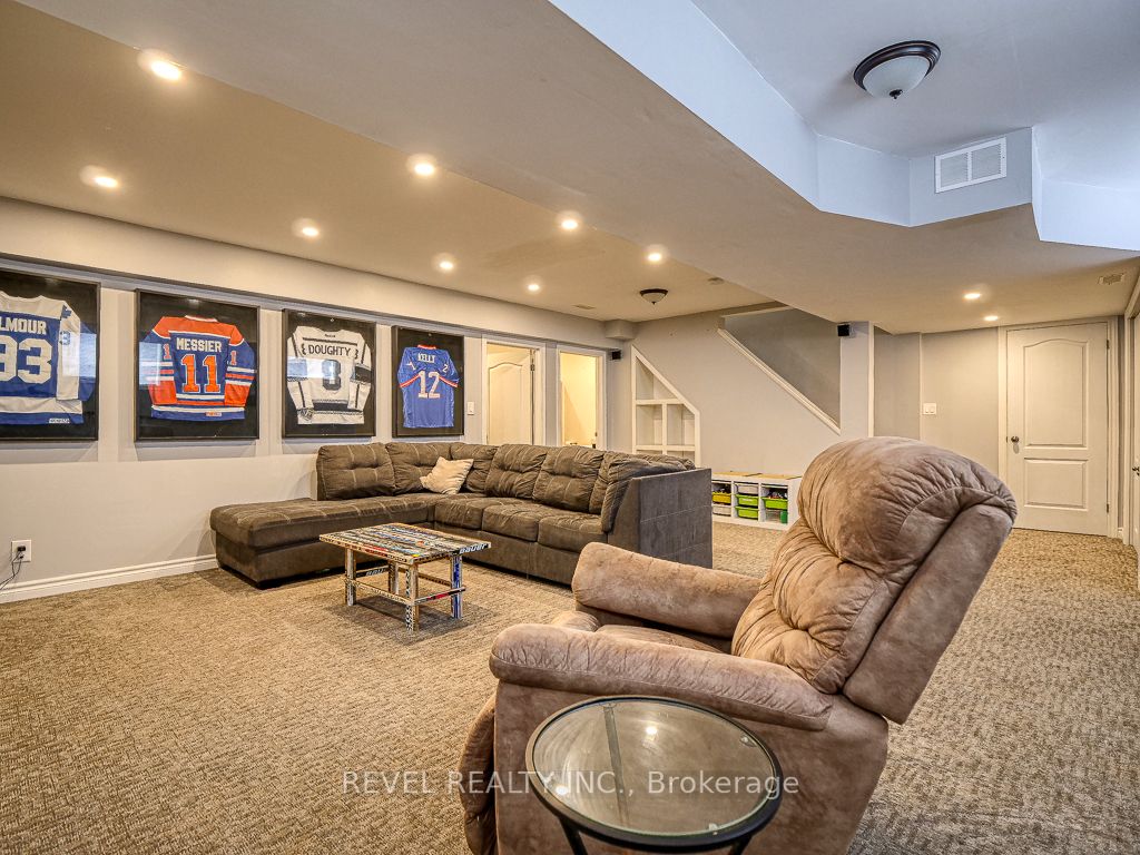 236 Three Wood Dr