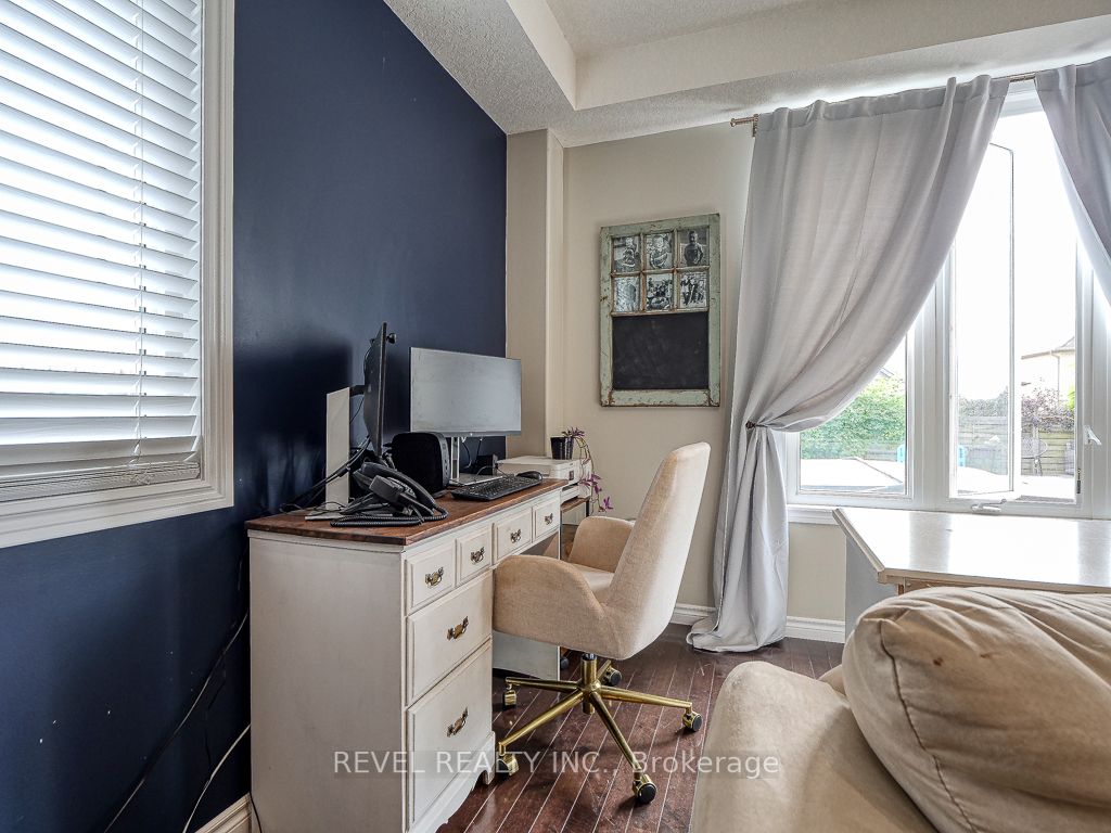 236 Three Wood Dr