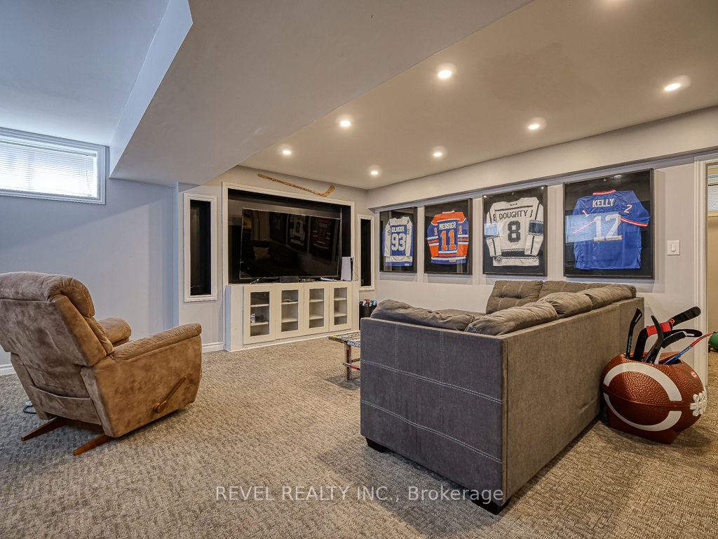 236 Three Wood Dr