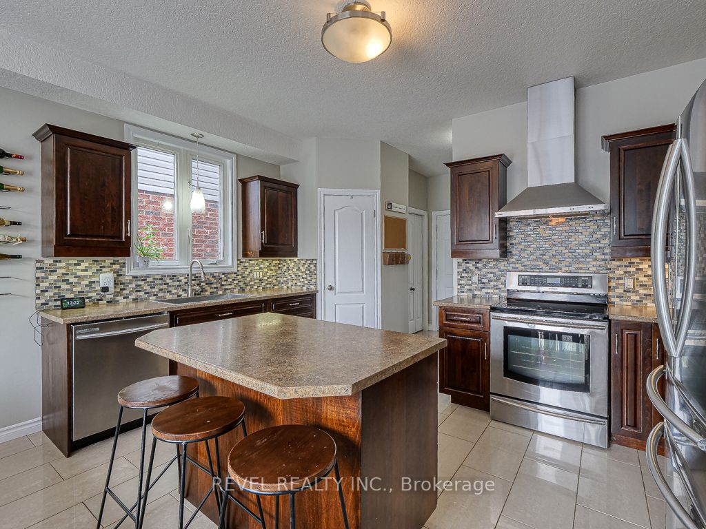 236 Three Wood Dr