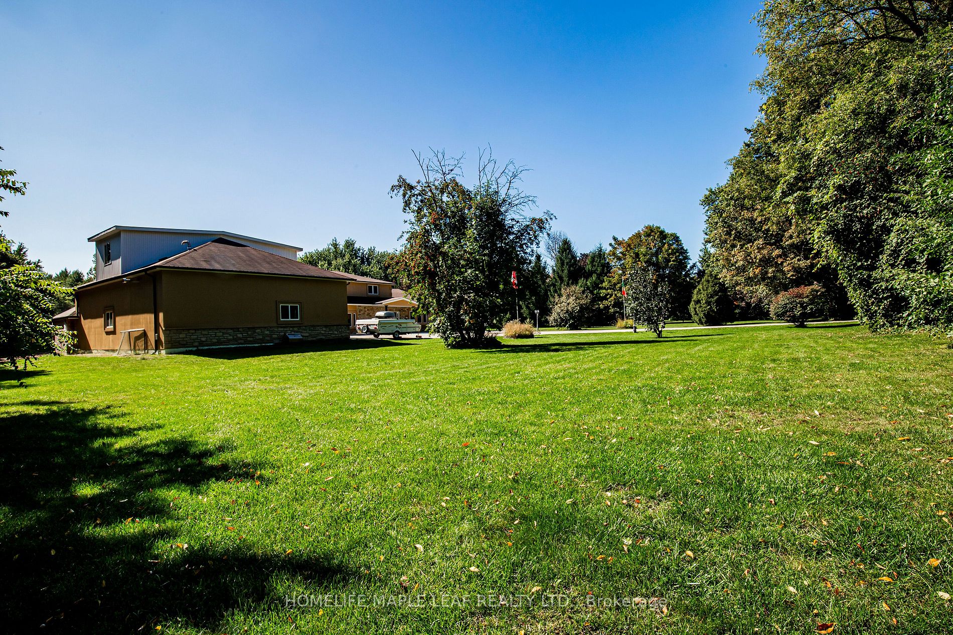 33 Maplewood Drive