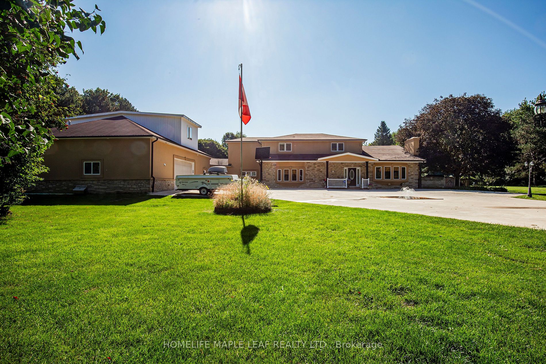 33 Maplewood Drive